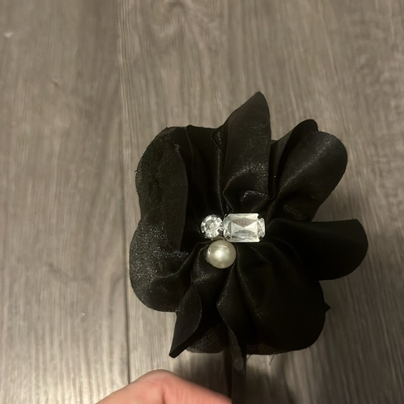 Pink satin bow and black satin flower headband - Picture 5 of 8